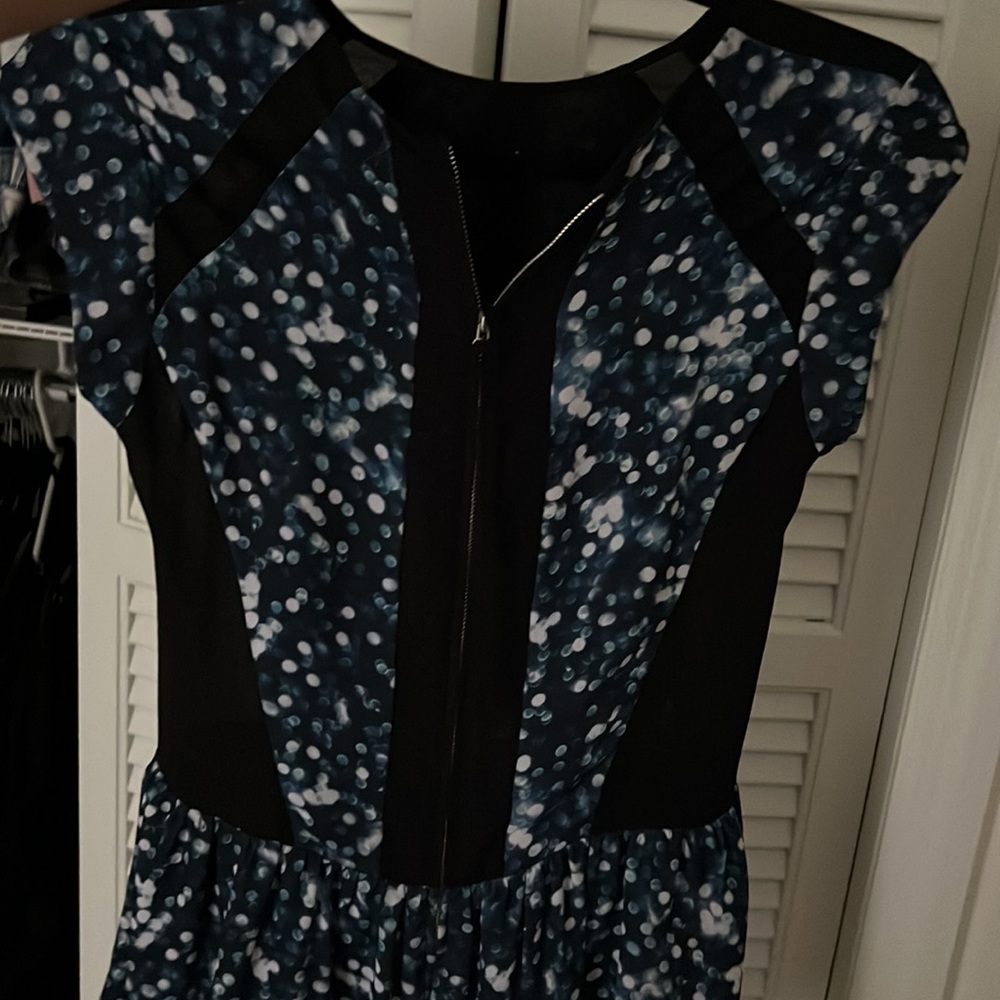 top - Picture 3 of 5